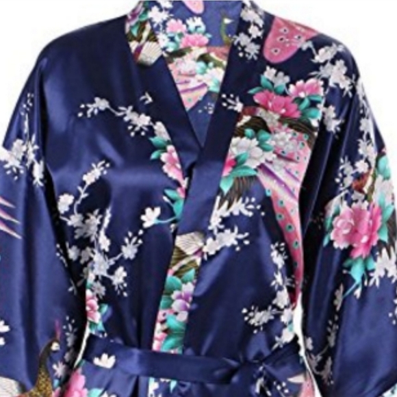 🚨Final! Satin Sakura Peacock Blossom Kimono - Picture 3 of 5
